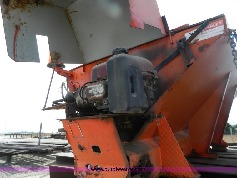 Swenson PV350 salt/sand spreader in Hays, KS Item BT9892 sold