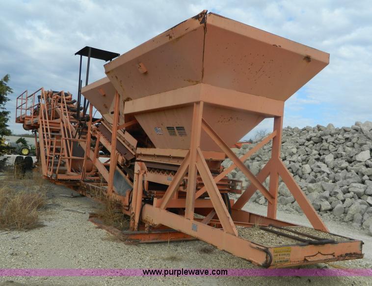 image for item BT9910 Portec 1724-36 asphalt pug mill