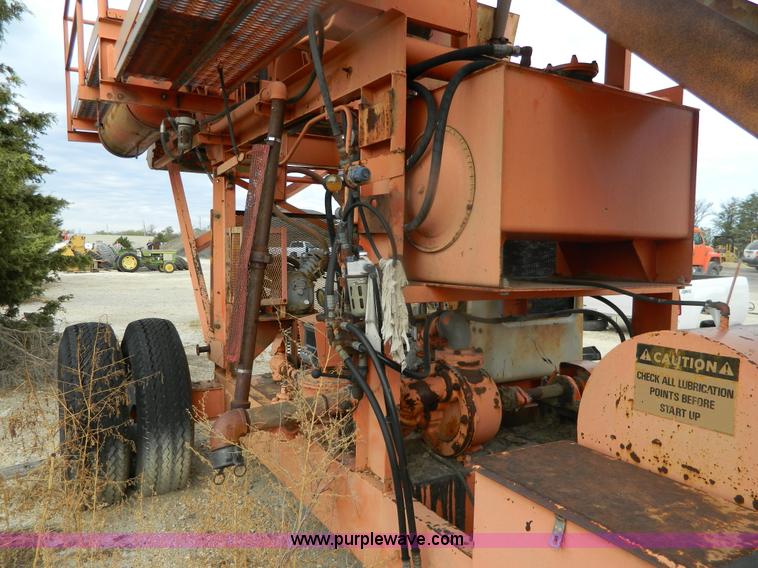 image for item BT9910 Portec 1724-36 asphalt pug mill