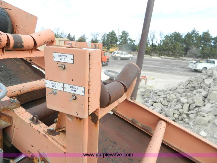 image for item BT9910 Portec 1724-36 asphalt pug mill