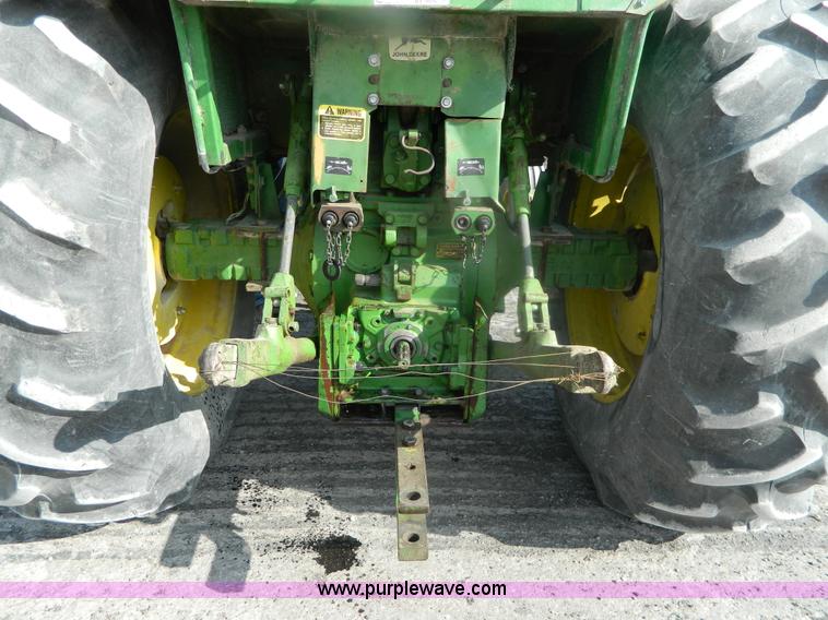 image for item BT9916 1969 John Deere 4020 tractor