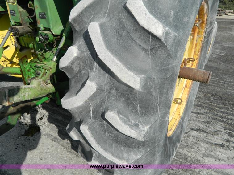 image for item BT9916 1969 John Deere 4020 tractor