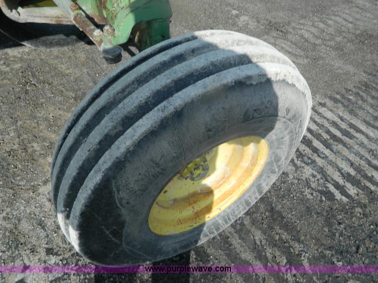 image for item BT9916 1969 John Deere 4020 tractor