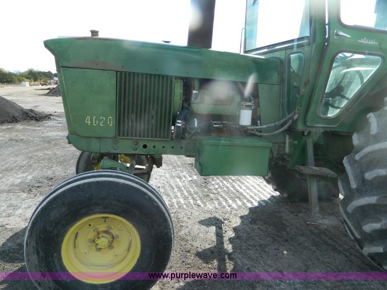image for item BT9916 1969 John Deere 4020 tractor