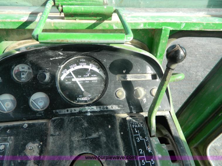 image for item BT9916 1969 John Deere 4020 tractor