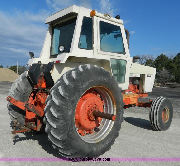 image for item BT9917 1976 Case 1270 tractor