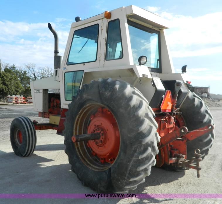 image for item BT9917 1976 Case 1270 tractor