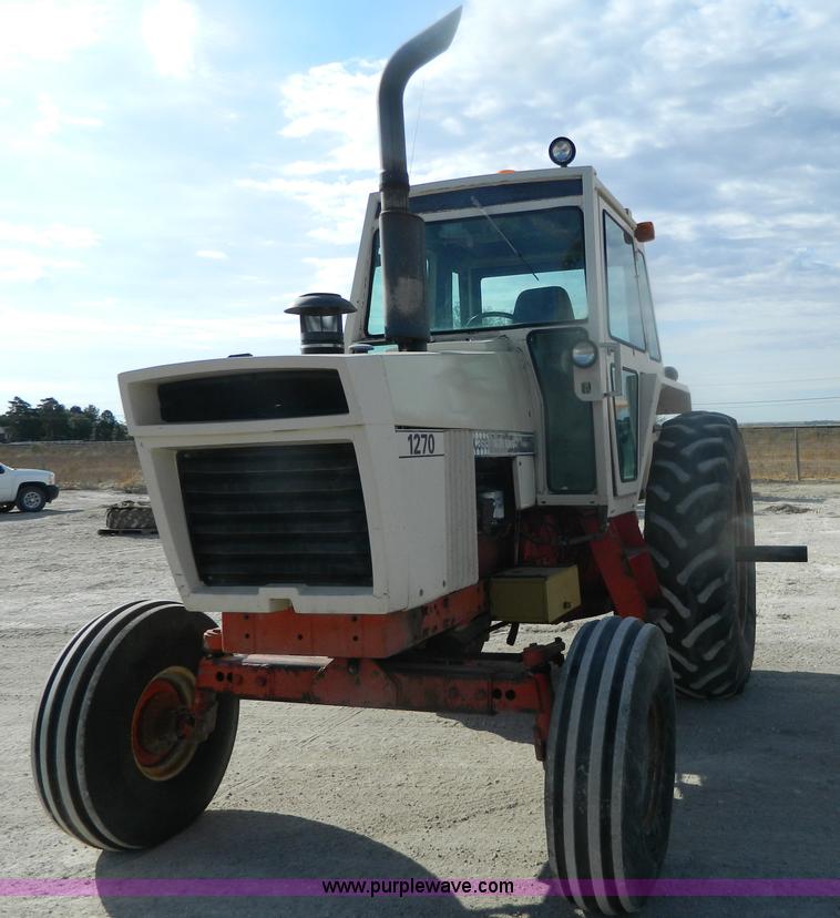 image for item BT9917 1976 Case 1270 tractor