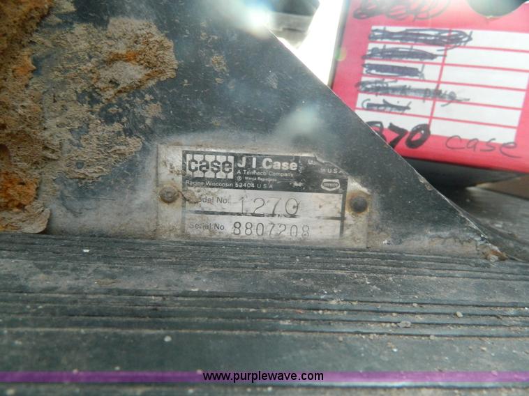 image for item BT9917 1976 Case 1270 tractor