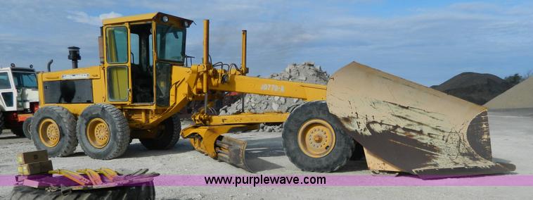 image for item BT9918 1980 John Deere 770A motor grader
