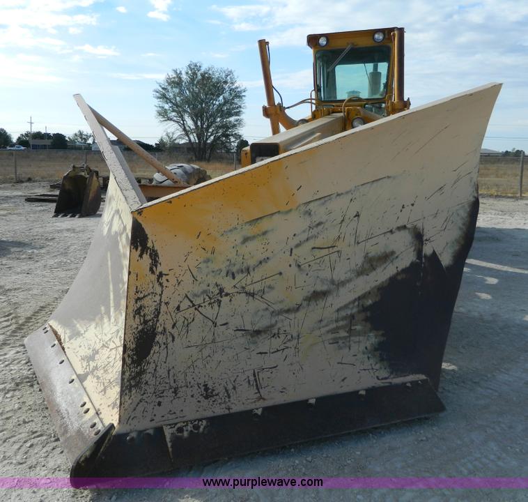 image for item BT9918 1980 John Deere 770A motor grader