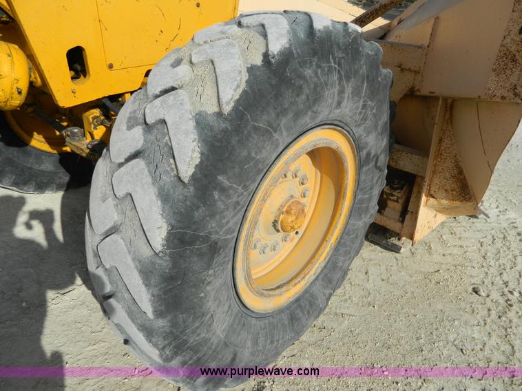 image for item BT9918 1980 John Deere 770A motor grader