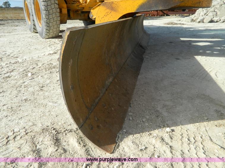 image for item BT9918 1980 John Deere 770A motor grader