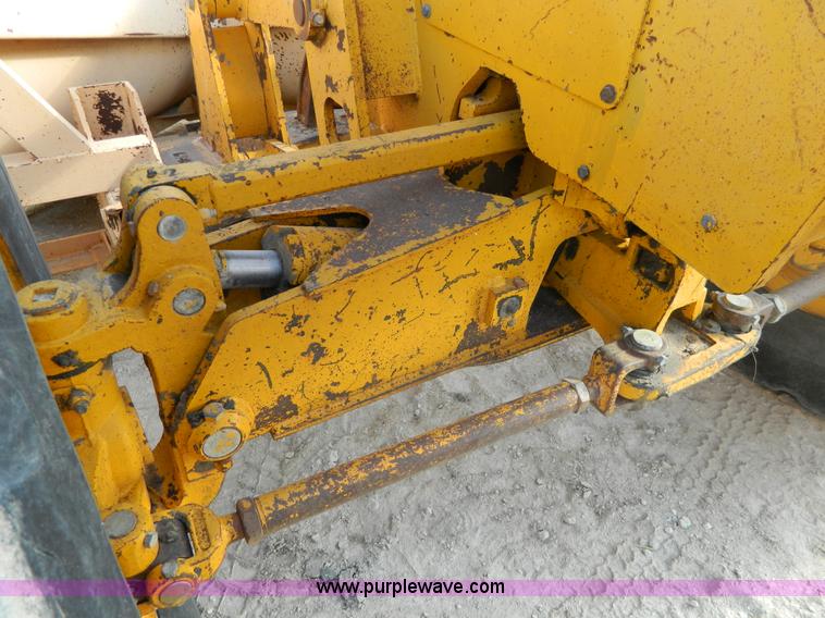 image for item BT9918 1980 John Deere 770A motor grader