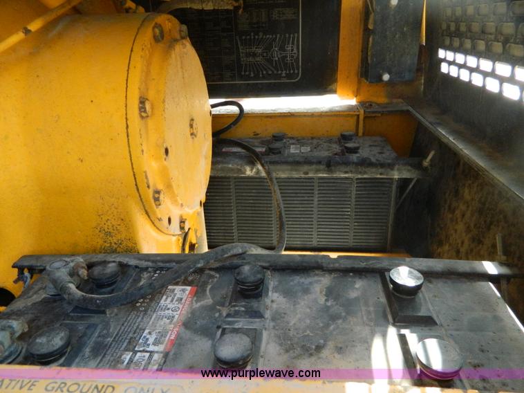 image for item BT9918 1980 John Deere 770A motor grader