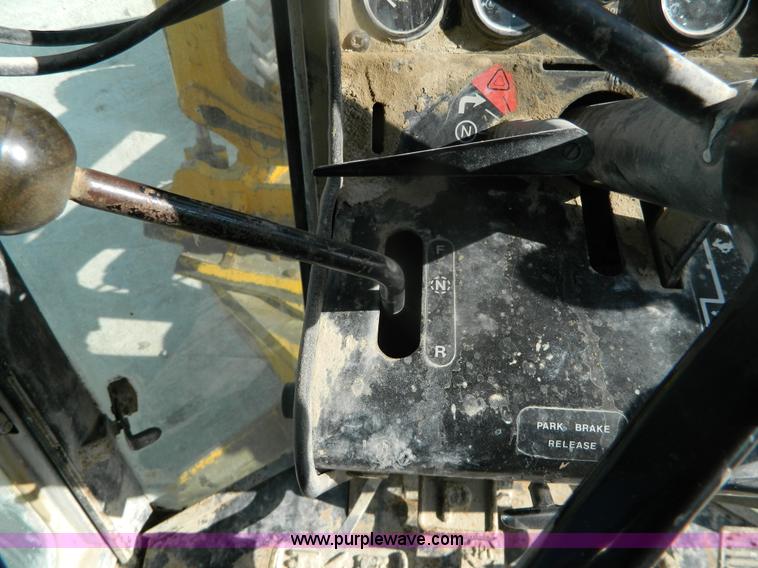 image for item BT9918 1980 John Deere 770A motor grader