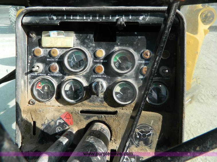 image for item BT9918 1980 John Deere 770A motor grader