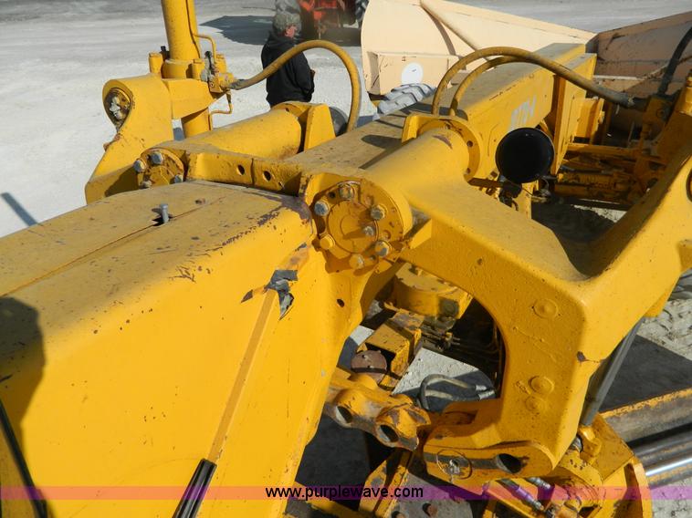 image for item BT9918 1980 John Deere 770A motor grader