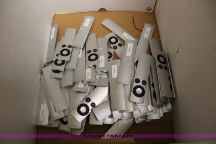 image for item D1778 Assorted electronics