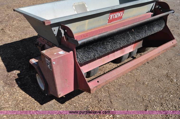 Toro 2300 top dresser in Denver, CO Item G7010 sold Purple Wave