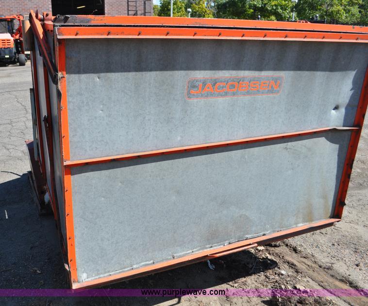 image for item G7012 Jacobsen 720 power thatcher sweeper