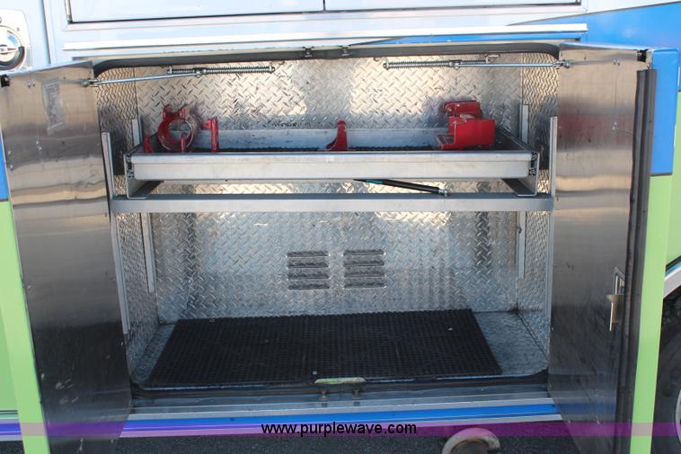 image for item I5884 2000 Freightliner FL60 ambulance