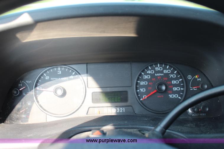 image for item J3523 2005 Ford F250 Super Duty SuperCab pickup truck