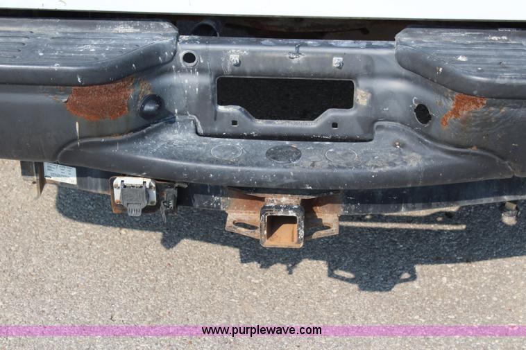 image for item J3523 2005 Ford F250 Super Duty SuperCab pickup truck