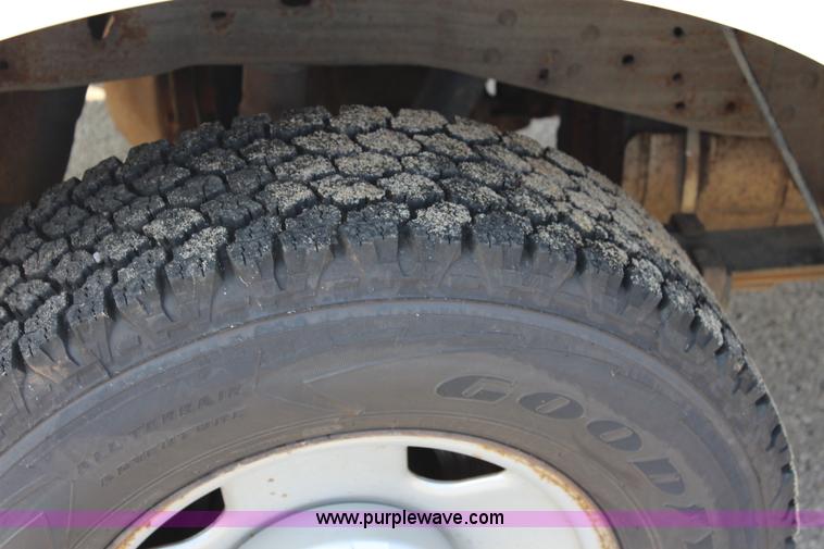 image for item J3523 2005 Ford F250 Super Duty SuperCab pickup truck