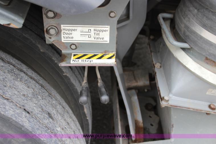 image for item J3711 2006 Sterling truck with Elgin Whirlwind MV vacuum air sweeper