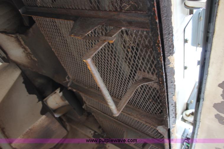 image for item J3711 2006 Sterling truck with Elgin Whirlwind MV vacuum air sweeper