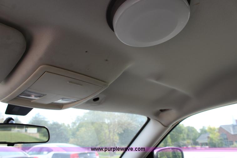 image for item J3714 2009 Dodge Charger SE