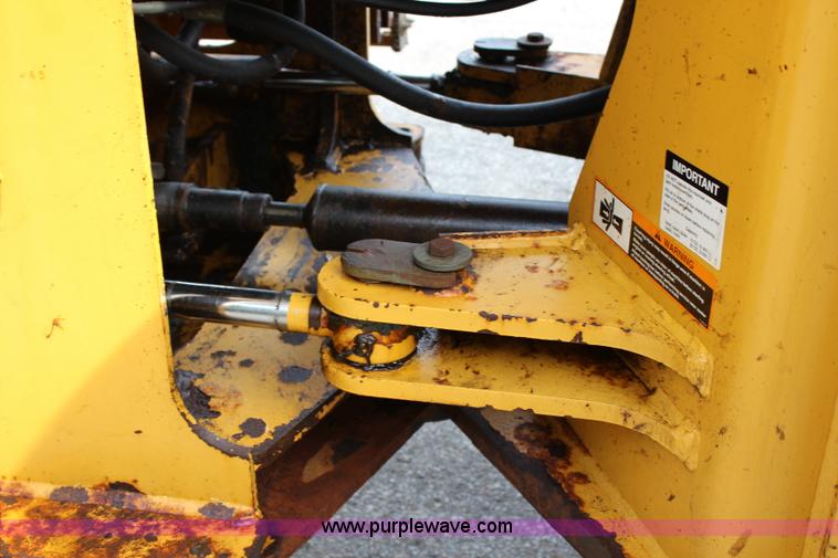 image for item J3715 1999 John Deere 544H wheel loader