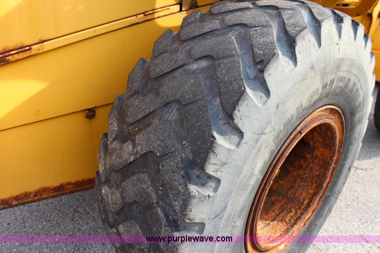 image for item J3715 1999 John Deere 544H wheel loader