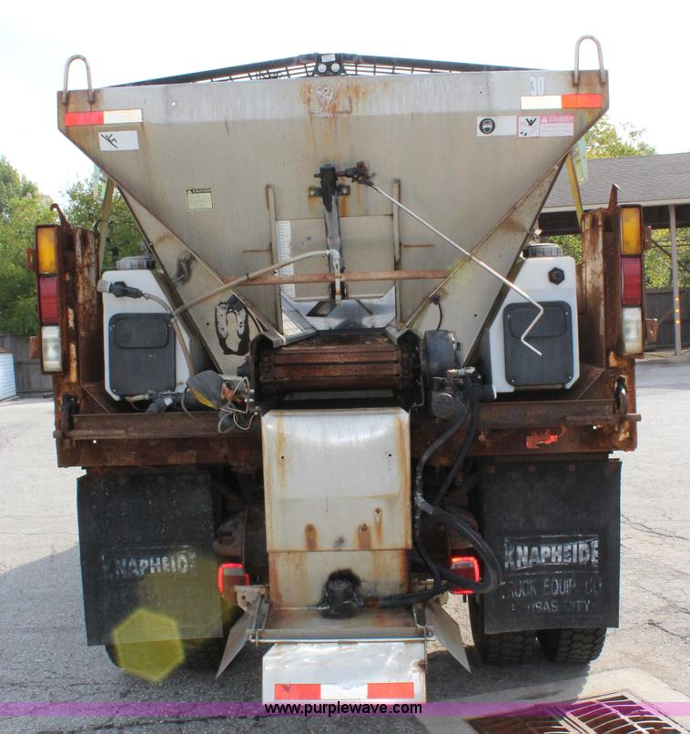 image for item J3716 2003 Freightliner FL80 dump truck