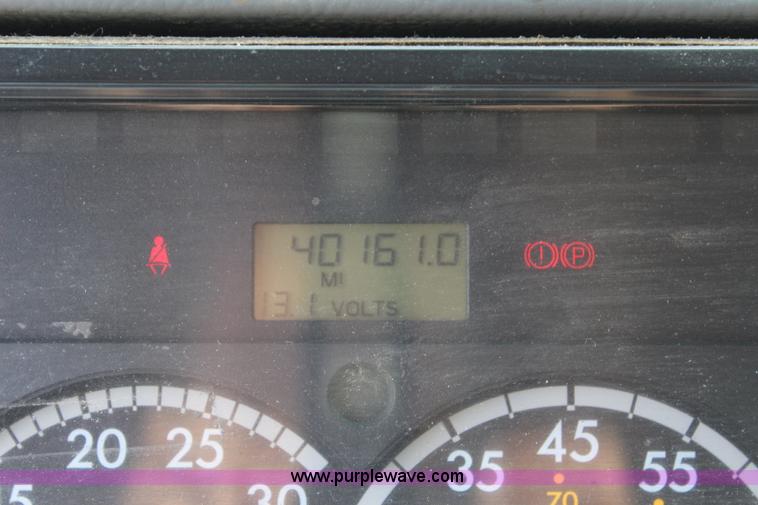 image for item J3716 2003 Freightliner FL80 dump truck