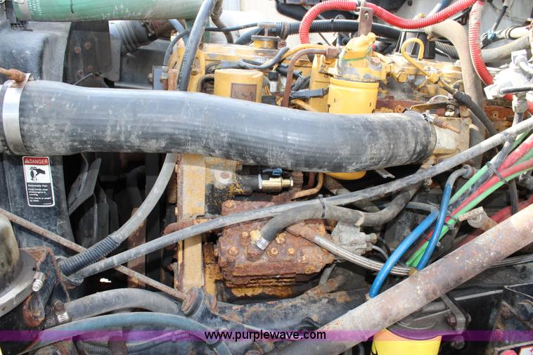 image for item J3716 2003 Freightliner FL80 dump truck