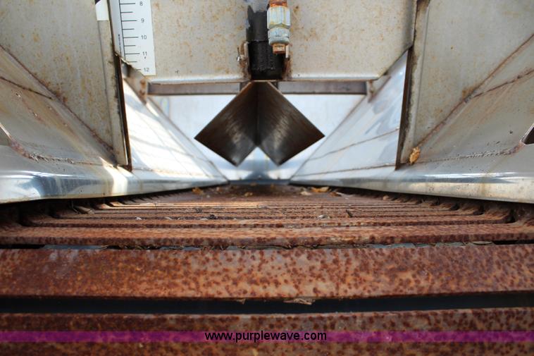 image for item J3716 2003 Freightliner FL80 dump truck