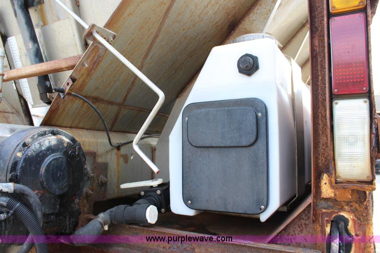 image for item J3716 2003 Freightliner FL80 dump truck