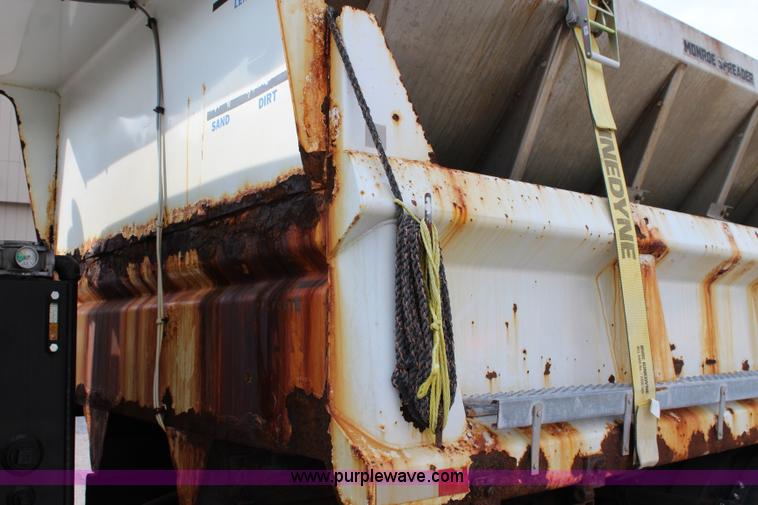 image for item J3716 2003 Freightliner FL80 dump truck