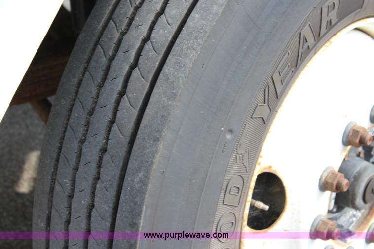 image for item J3716 2003 Freightliner FL80 dump truck