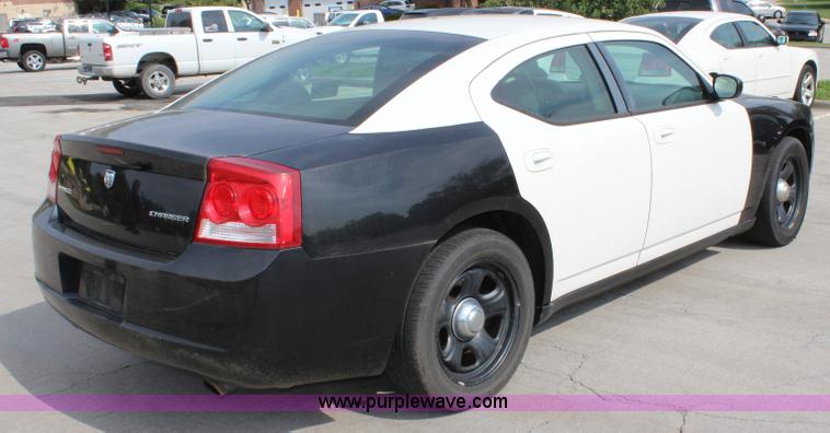 image for item J3717 2010 Dodge Charger