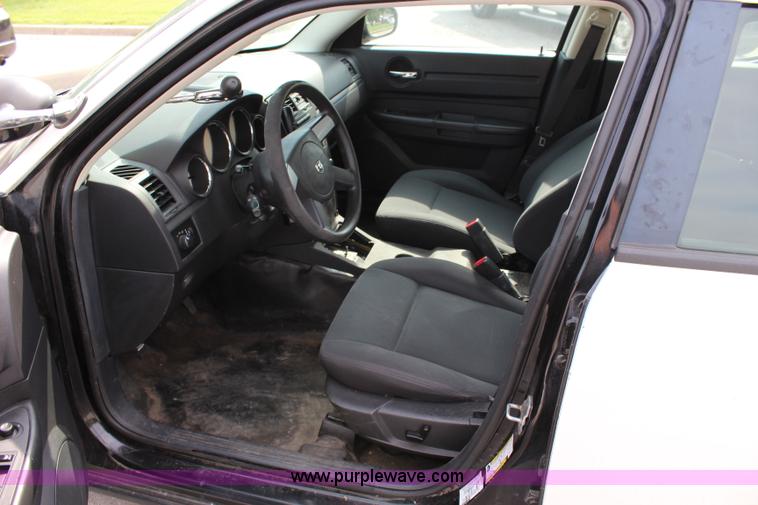 image for item J3717 2010 Dodge Charger