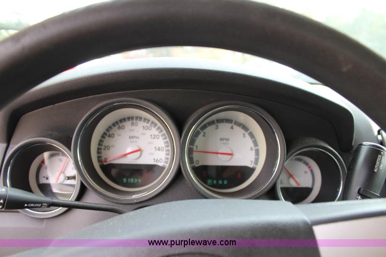 image for item J3717 2010 Dodge Charger