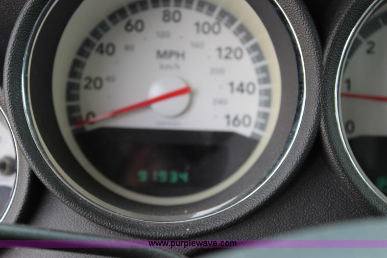 image for item J3717 2010 Dodge Charger