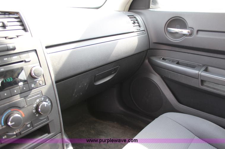 image for item J3717 2010 Dodge Charger