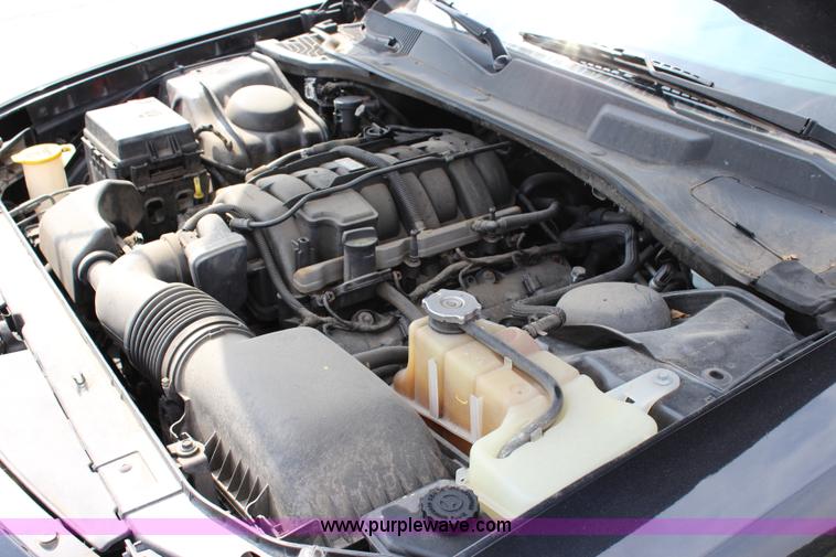 image for item J3717 2010 Dodge Charger