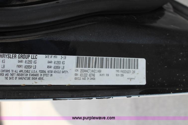 image for item J3717 2010 Dodge Charger