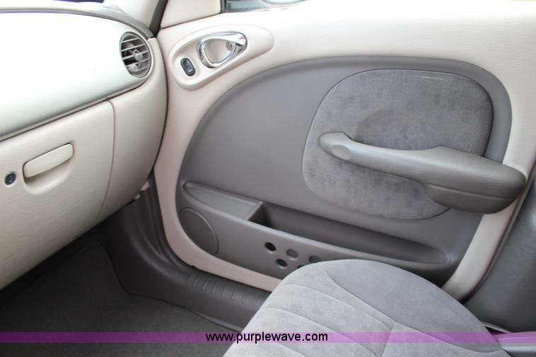 image for item J3718 2001 Chrysler PT Cruiser