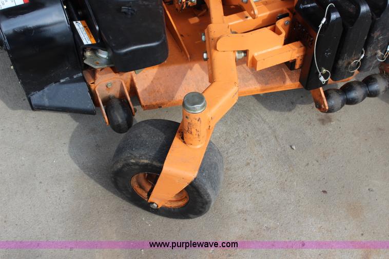 image for item J3719 2010 Scag Turf Tiger ZTR lawn mower